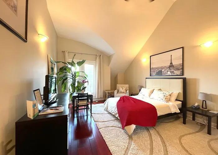 Stunning Studio in the Beaches
